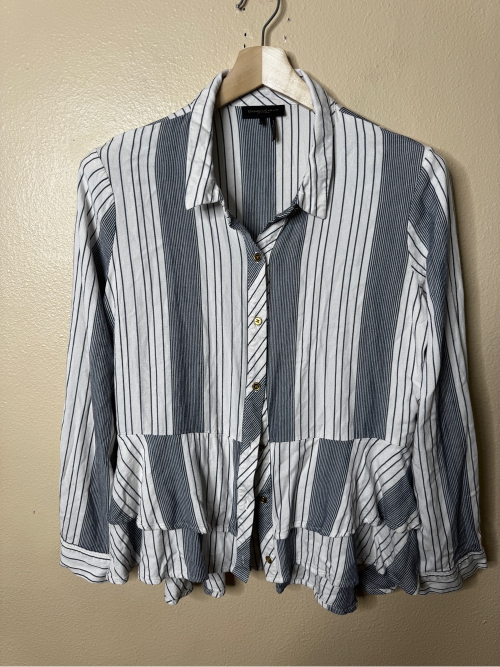 Donna Karan New York Blouse Women’s XL Striped Button Up Tiered Ruffle Hem